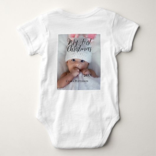 自分の初めてのクリスマスベビーの写真の名前を追加する年モダン ベビーボディスーツ (裏面)
