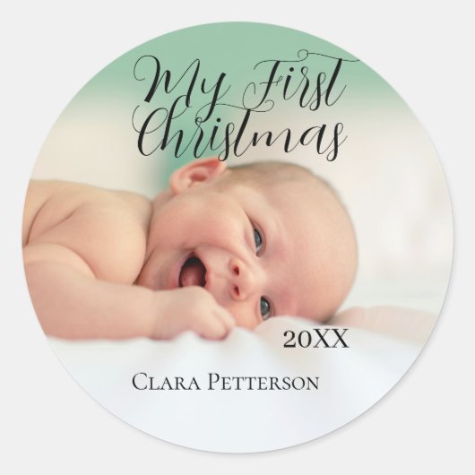 自分の初めてのクリスマスベビーの写真の名前を追加する年モダン ラウンドシール (正面)