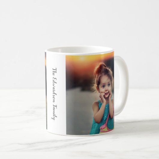 自分の家族の写真を作成モノグラムのする コーヒーマグカップ (正面右)