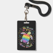 自分の殻に入った虹の亀の自閉症を喜ぶ バッジ (正面（ネックストラップ付）)