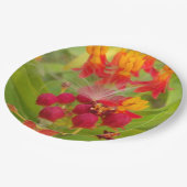 自分の美しい緑の赤い黄色の花芽をクレタ ペーパープレート (アングル)