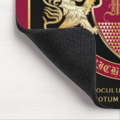 自分の腕のコートを赤い金ゴールドの紋章にする マウスパッド (コーナー)