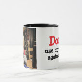 自分の言葉を私に逆らわせるな マグカップ (中央)