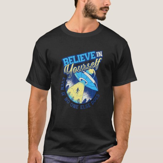 自分を信じて スペース UFO エイリアン 5 Tシャツ (正面)