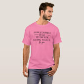 自分を奮い立たせるモチベーショナル・クオートデザイン Tシャツ (正面フル)