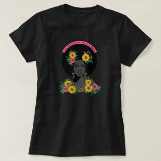 自分を愛するフローラルアファメーションティー|エンパワメント Tシャツ