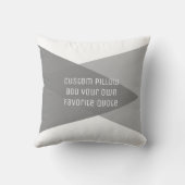 自分カスタムの引用文を追加するモダン枕 クッション (裏面)