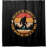 自分信じでBigfoot Black シャワーカーテン (正面)