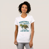 自分自身と会話するカメの面白いビンテージTシャツデザイン Tシャツ (正面フル)