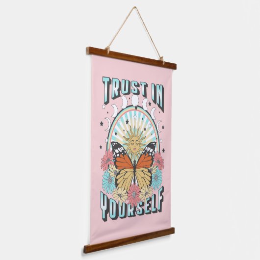 自分自身を信頼する | Sevelial Sun and Butterfly 吊り下げ型タペストリー (傾斜あり)