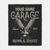 自動パーソナライズされた整備士ガレージレトロスパークプラグ フリースブランケット (正面)