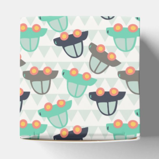 自動車とその他の自動車 フェイバーボックス (上部)