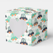 自動車とその他の自動車 フェイバーボックス (正面サイド)