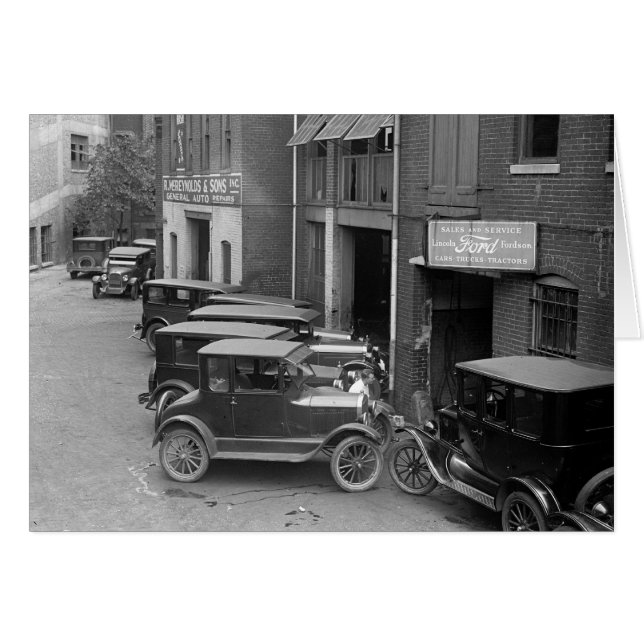 自動車の販売とサービス 1926年 (正面横)