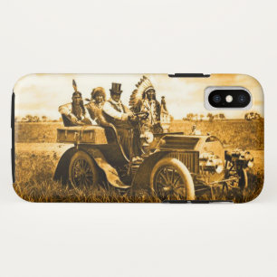 自動車を運転するアパッチとジェロニモ iPhone XSケース