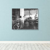 自動車修理工場， 1919 キャンバスプリント (インサイチュ (ウッドフロア))