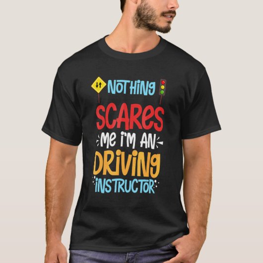 自動車教習所の教習 自動車運転教育 Tシャツ (正面)