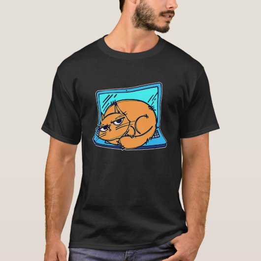 自宅で仕事をするクールな猫のラップトップオフィス Tシャツ (正面)