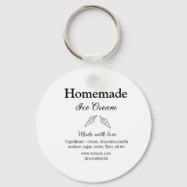 自家製アイスクリームに愛で作った食材を加える キーホルダー