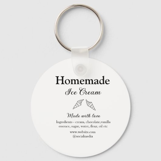 自家製アイスクリームに愛で作った食材を加える キーホルダー (正面)