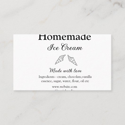 自家製アイスクリームに愛で作った食材を加える 名刺 (正面)