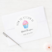 自家製ベーキングキッチンのピンクカップケーキ ラウンドシール (封筒)