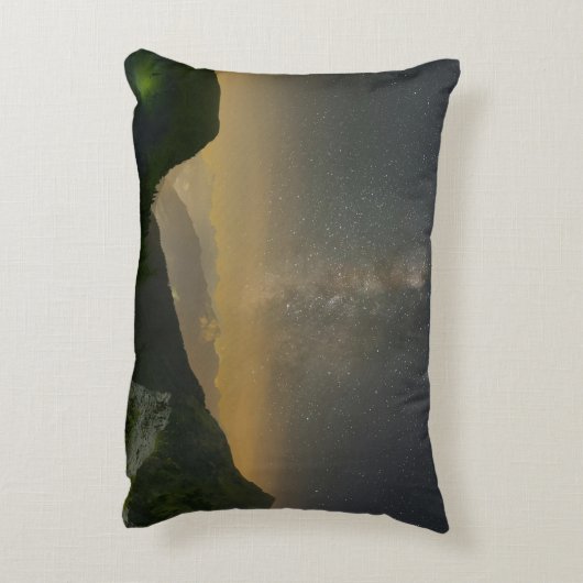 自律が自由を生む - アクセントピロー (裏面(縦))