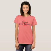 自慢の新しいBabcia赤ちゃんの女の子の足跡 Tシャツ (正面フル)