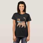 自慢の獲物、それともニセモノ? Tシャツ (正面フル)