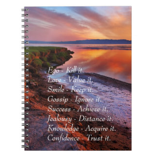 自我の殺害それは愛価値それスマイルそれを引用文保ちます ノートブック