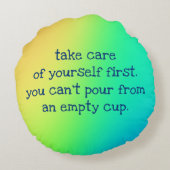 自気に分「空き杯から注ぐことは不可能」 ラウンドクッション (裏面)