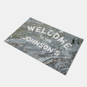 自然かわいらしな灰色の岩の石の歓迎 ドアマット (アングル)