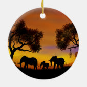 自然と象を鑑賞する セラミックオーナメント (裏面)