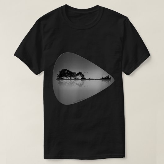 自然と都市のギターピックデザイン Tシャツ (デザイン正面)