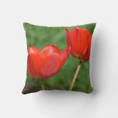 自然な春のチューリップの花柄 クッション (裏面)