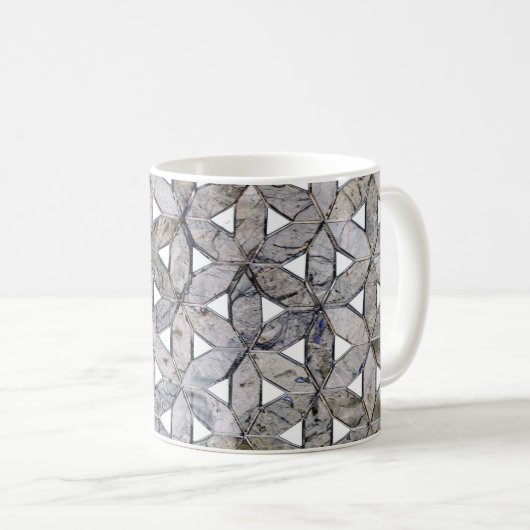 自然な灰色の石のモザイクの生命のパターンの花 コーヒーマグカップ (正面右)
