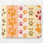 自然な色合いの可愛い動物の前足の柄 マウスパッド (正面)