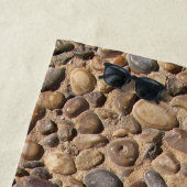 自然のユニークな小石は写真に投石します ビーチタオル (インサイチュ)