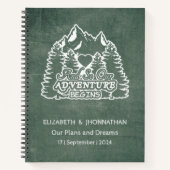 自然の中で待つ冒険　グリーンチョークボードのウェディング ノートブック (正面)