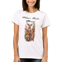 自然の優しい瞬間：母と開花の子犬