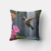 「自然の囁き声：ハミングバード、滝 クッション (裏面)
