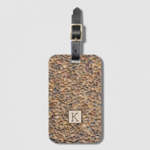 自然の小石はモノグラムが付いている写真に投石します