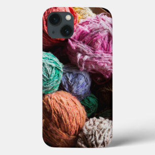 自然の染料で染めたチロエウールヤーン iPhone 13ケース