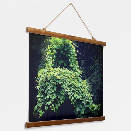 自然の玉座の野生の葉のつる植物 吊り下げ型タペストリー (傾斜あり)