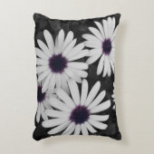 自然の繊細なコントラスト アクセントクッション (正面(垂直))