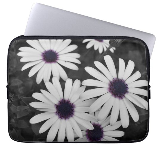 自然の繊細なコントラスト ラップトップスリーブ (正面)