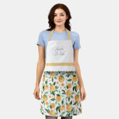 自然の美しいガーデントゥテーブルシトラスエプロン エプロン (着用した状態)
