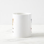 "自然の美しさ: 花が咲き乱れ蝶が舞う場所 コーヒーマグカップ (中央)