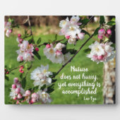 自然は急いでいない感動的引用文 フォトプラーク (正面)