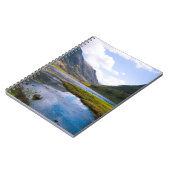 自然ウィュー，山 ノートブック (左側)